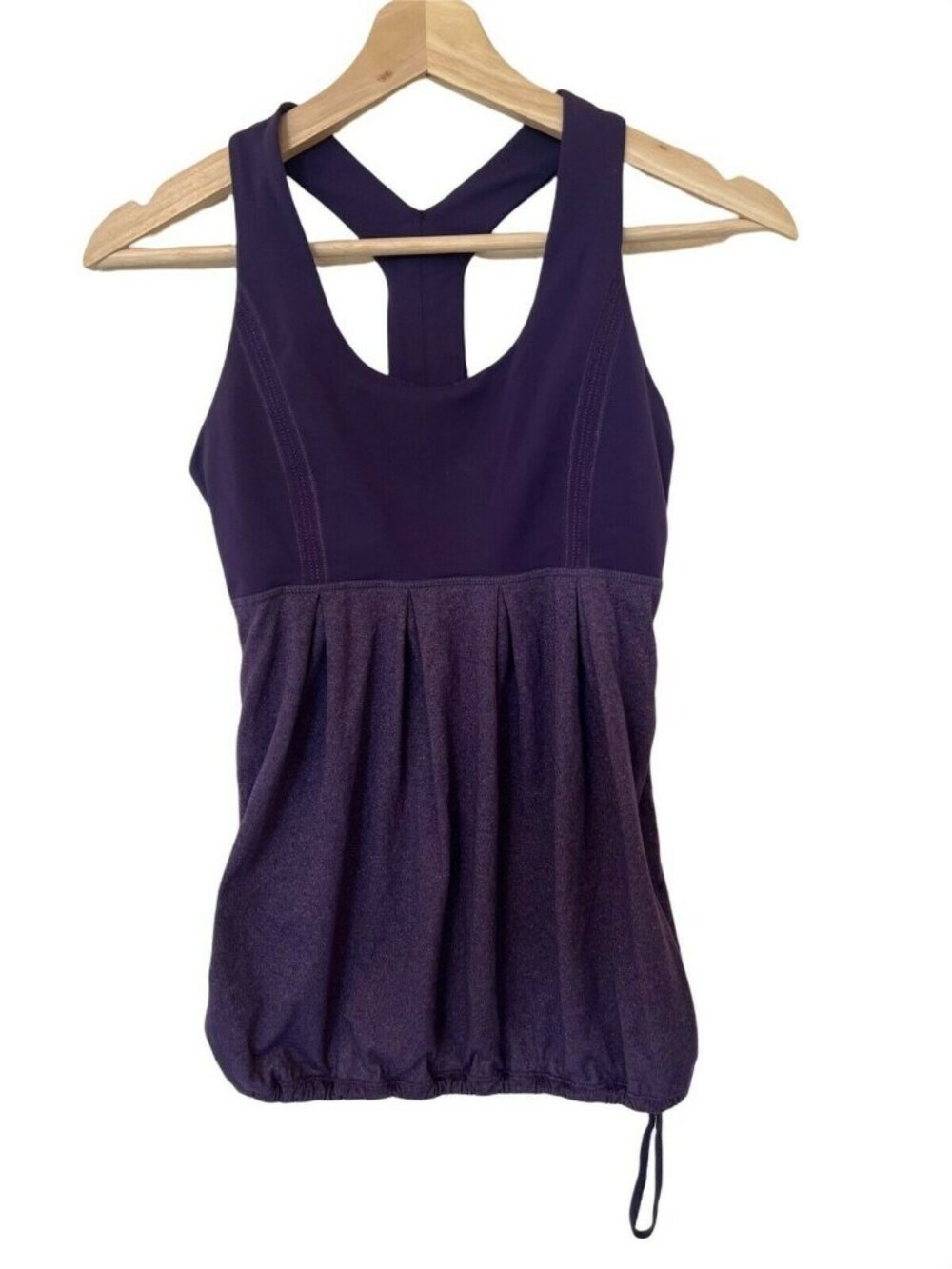 Lululemon Purple Racerback Workout Tank Top Women's 4 Built in Bra Scoop Neck